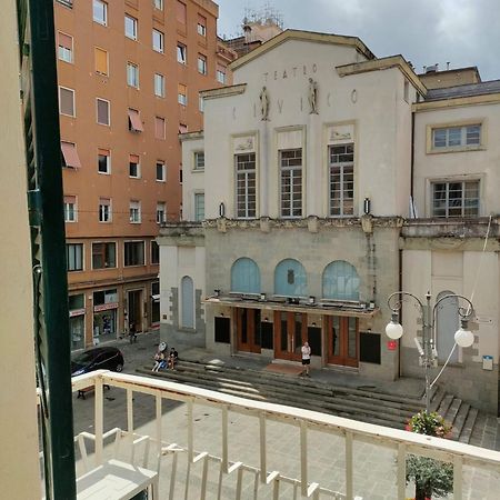 Il Balcone Sul Teatro Apartman La Spezia Kültér fotó