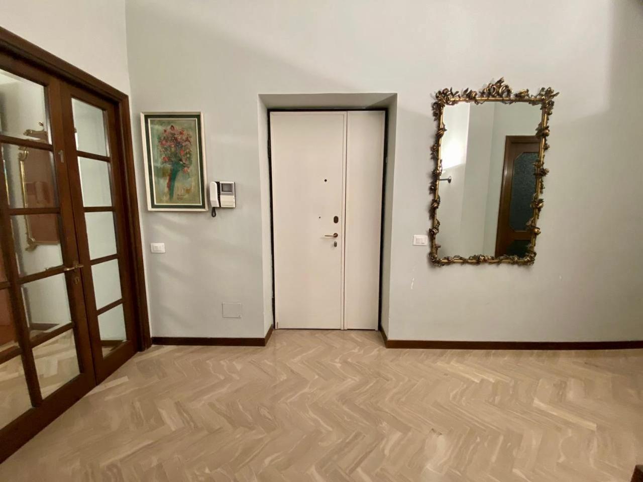 Il Balcone Sul Teatro Apartman La Spezia Kültér fotó