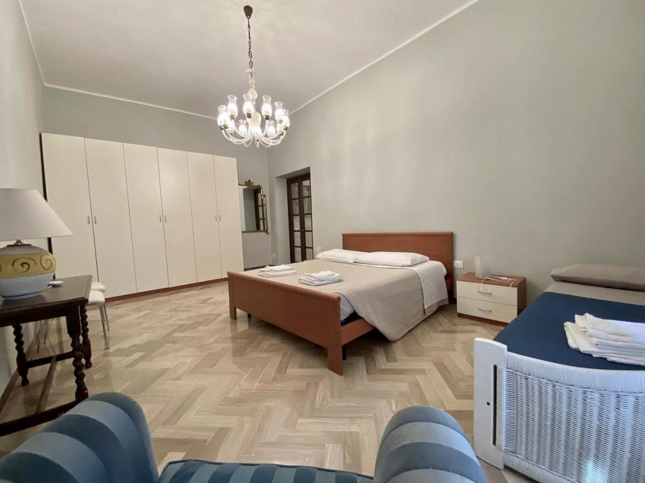 Il Balcone Sul Teatro Apartman La Spezia Kültér fotó